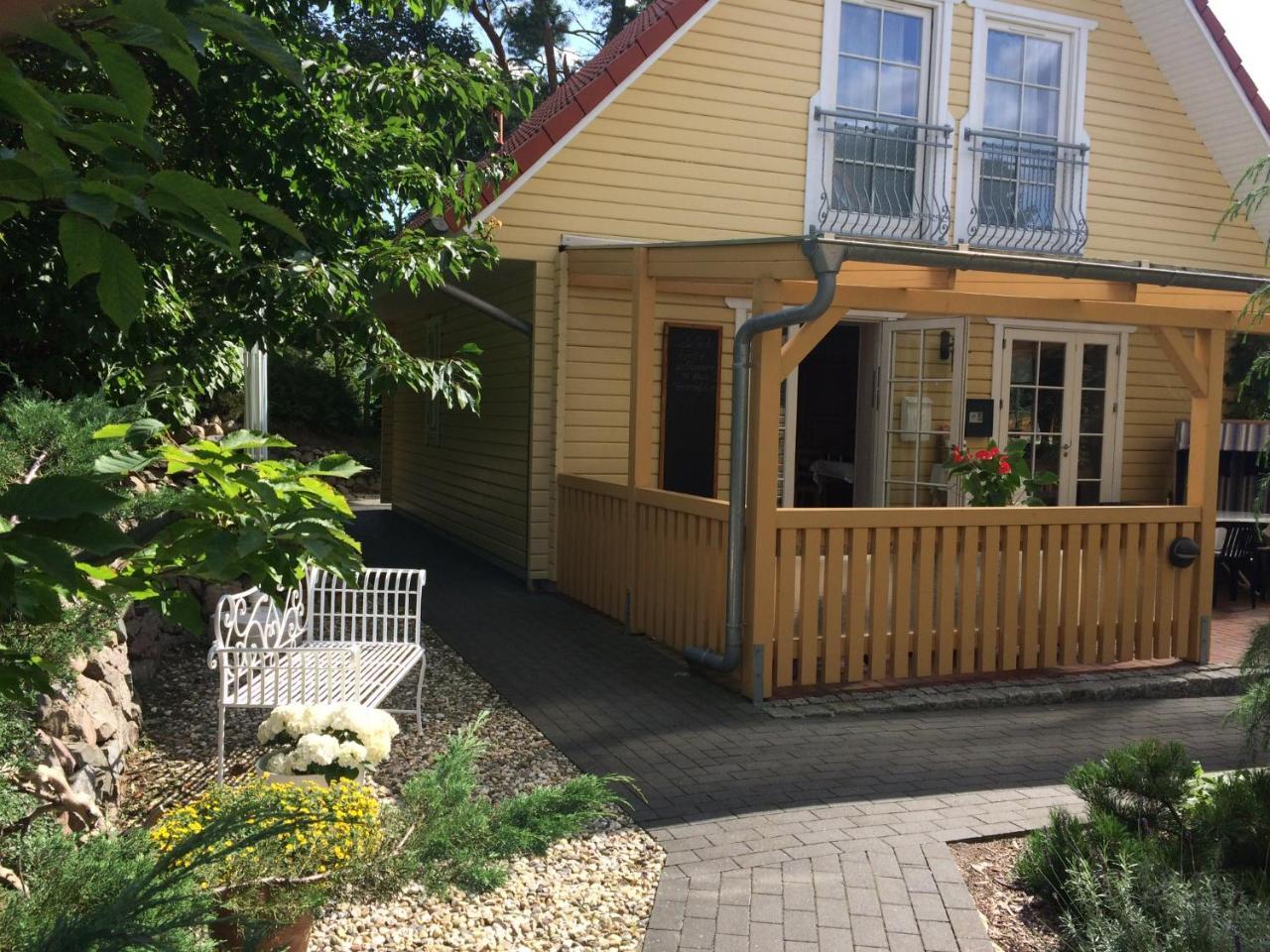 Haus Stoertebeker Appartements - Hotel Garni, Seebad Lubmin Exterior foto